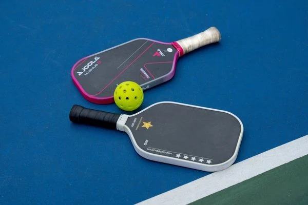 chọn vợt pickleball